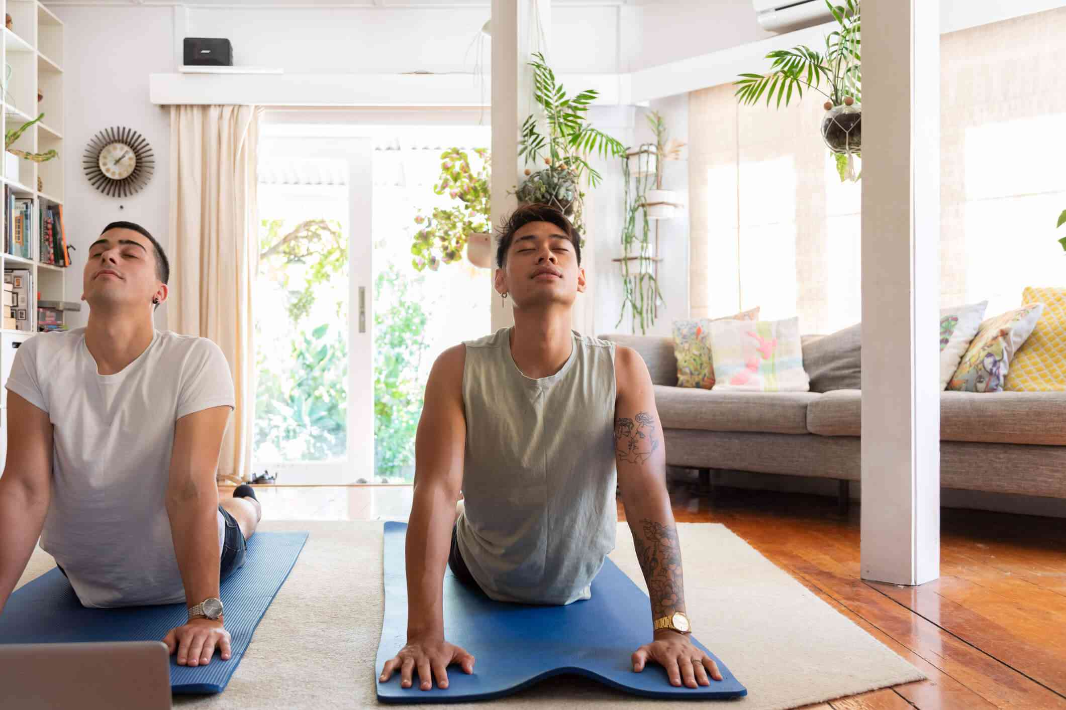 Are you looking to enhance your physical and mental well-being from the  comfort of your home? Look no further than free online yoga classes. With  the rise in popularity of yoga, th